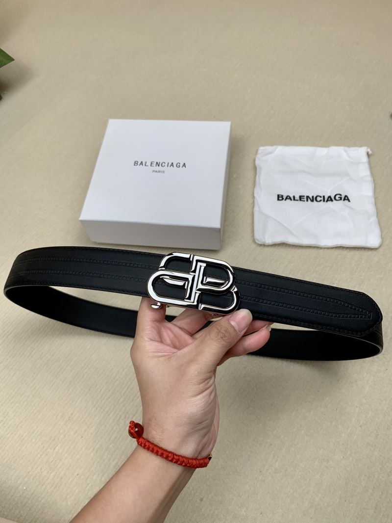 BALENCIAGA